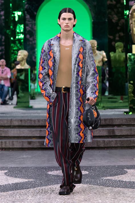 versace outfit men china